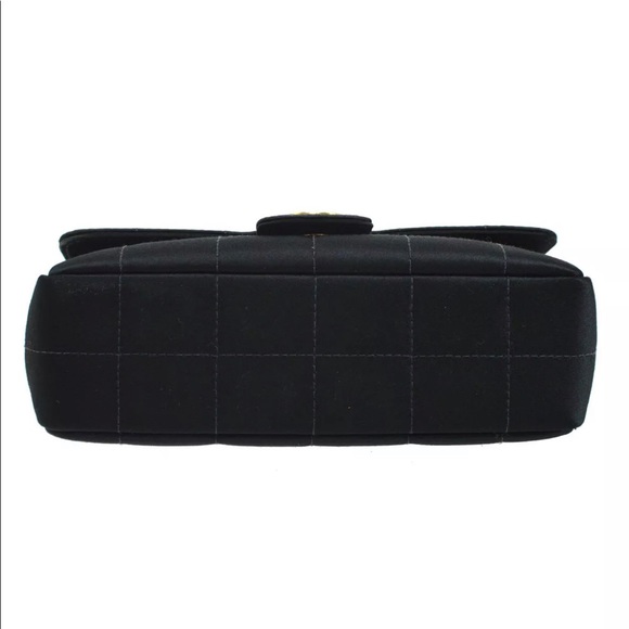 SOLD Authentic Chanel Mini Chocolate Bar Quilted Bag - Picture 3 of 12